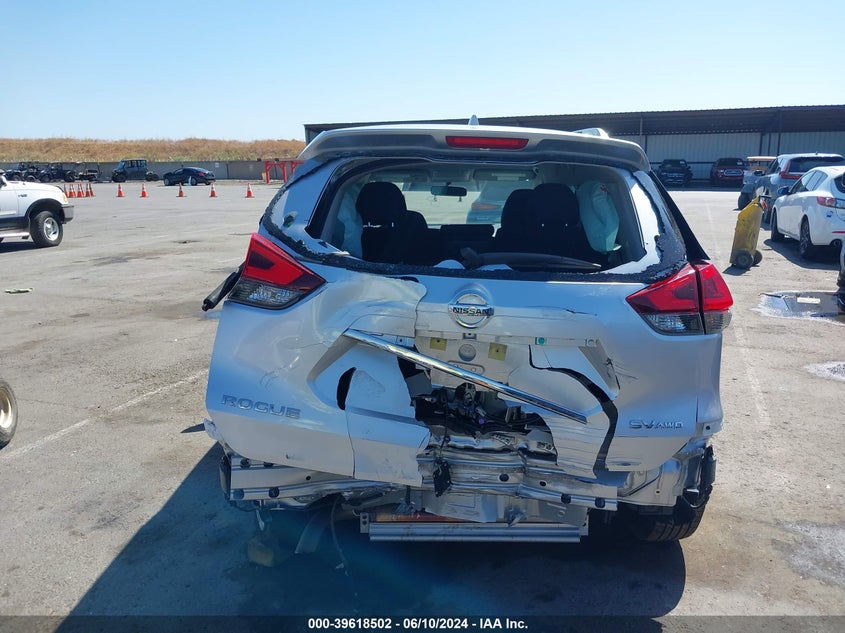 2018 Nissan Rogue Sv VIN: KNMAT2MV2JP569146 Lot: 39618502