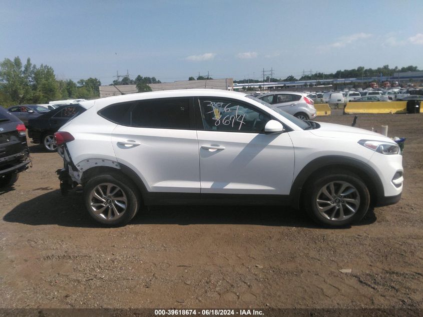 KM8J2CA44JU710493 2018 Hyundai Tucson Se