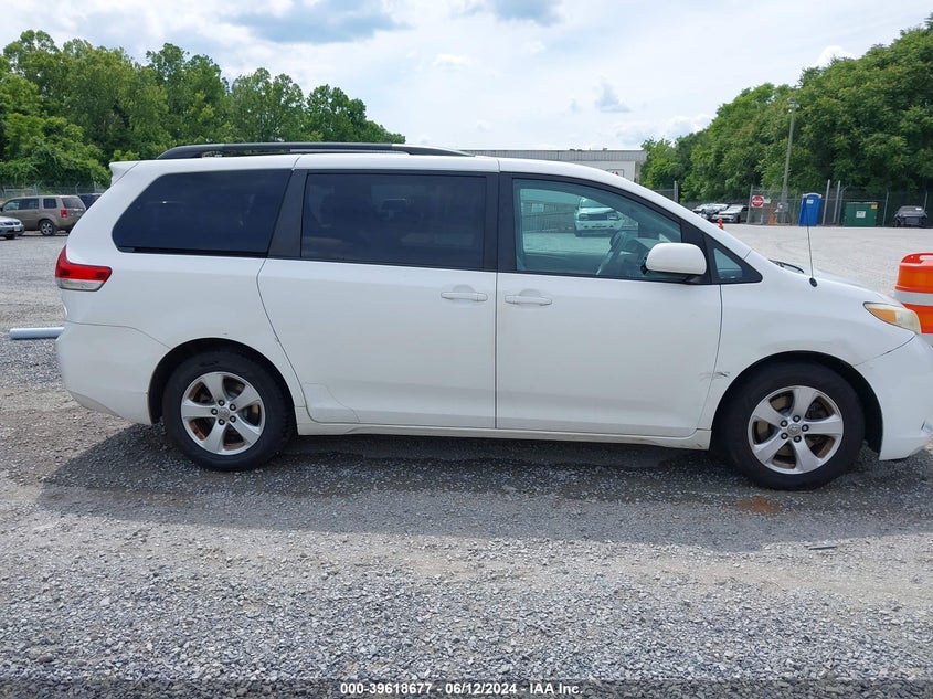 2011 Toyota Sienna Le V6 VIN: 5TDKK3DC3BS070312 Lot: 39618677
