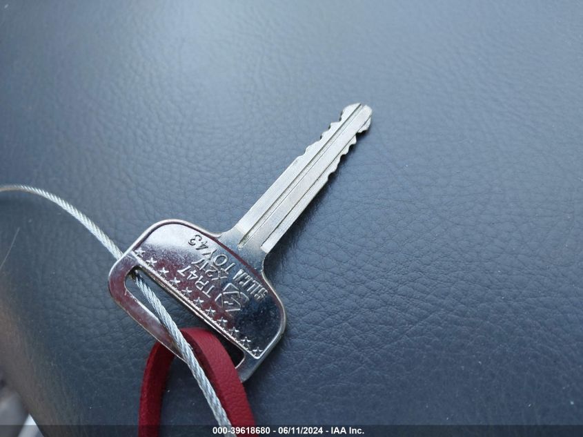 2004 Toyota Camry Le VIN: 4T1BE32K34U324581 Lot: 39618680