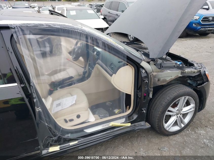 2015 Volkswagen Passat Sel VIN: 1VWCT7A33FC068089 Lot: 39618700