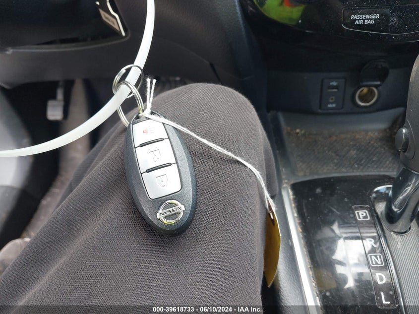 2015 Nissan Rogue Sv VIN: KNMAT2MV3FP560737 Lot: 39618733