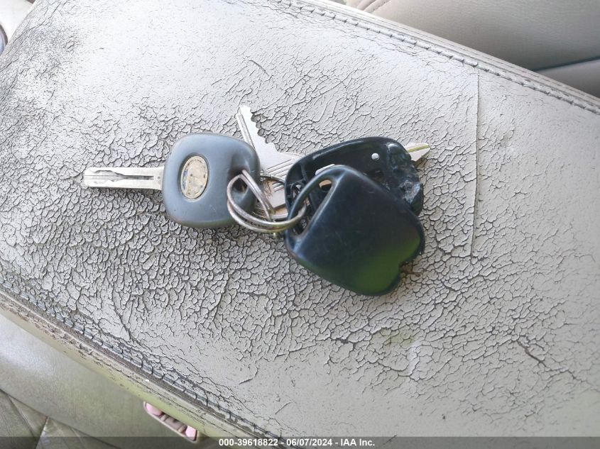 2004 Lexus Es 330 VIN: JTHBA30G445050217 Lot: 39618822