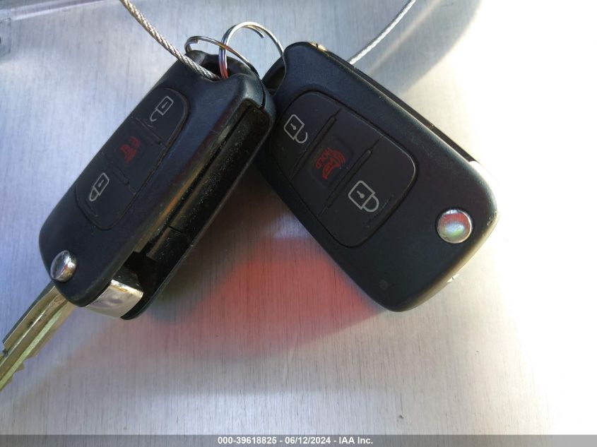 2011 Kia Soul + VIN: KNDJT2A29B7248345 Lot: 39618825