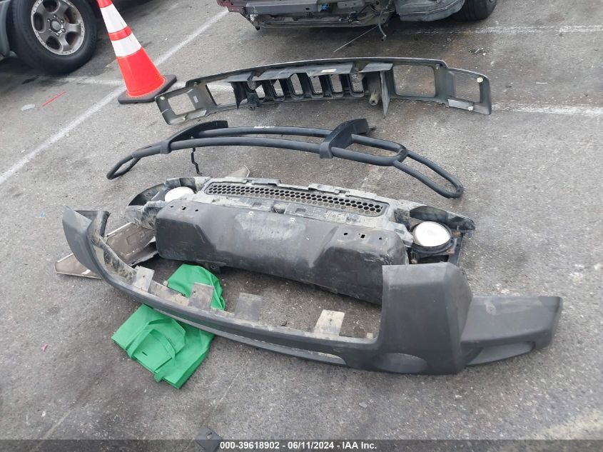 2006 Hummer H3 Suv VIN: 5GTDN136868333056 Lot: 39618902