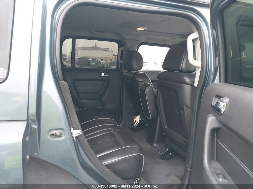 2006 Hummer H3 Suv VIN: 5GTDN136868333056 Lot: 39618902