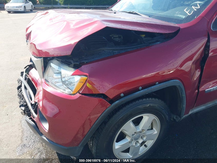 2012 Jeep Grand Cherokee Laredo VIN: 1C4RJEAG2CC137358 Lot: 39618976