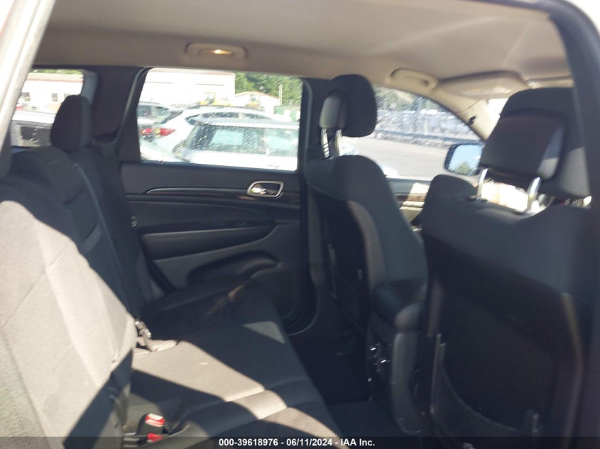 2012 Jeep Grand Cherokee Laredo VIN: 1C4RJEAG2CC137358 Lot: 39618976