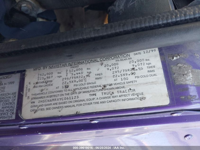 2000 International 9400 9400I VIN: 2HSCNAMRXYC061123 Lot: 39619016