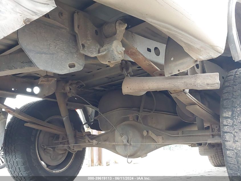 2002 Toyota Tundra Sr5 V8 VIN: 5TBBT44152S293140 Lot: 39619113