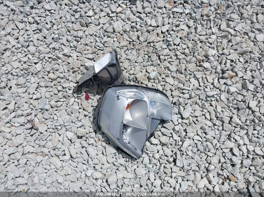 2001 Toyota Mr2 Spyder VIN: JTDFR320010034147 Lot: 39619221