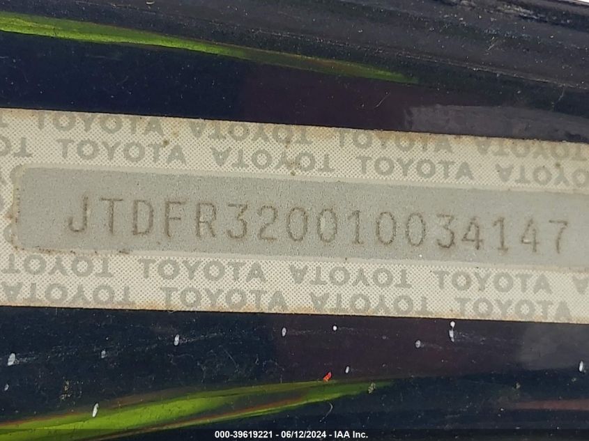 2001 Toyota Mr2 Spyder VIN: JTDFR320010034147 Lot: 39619221