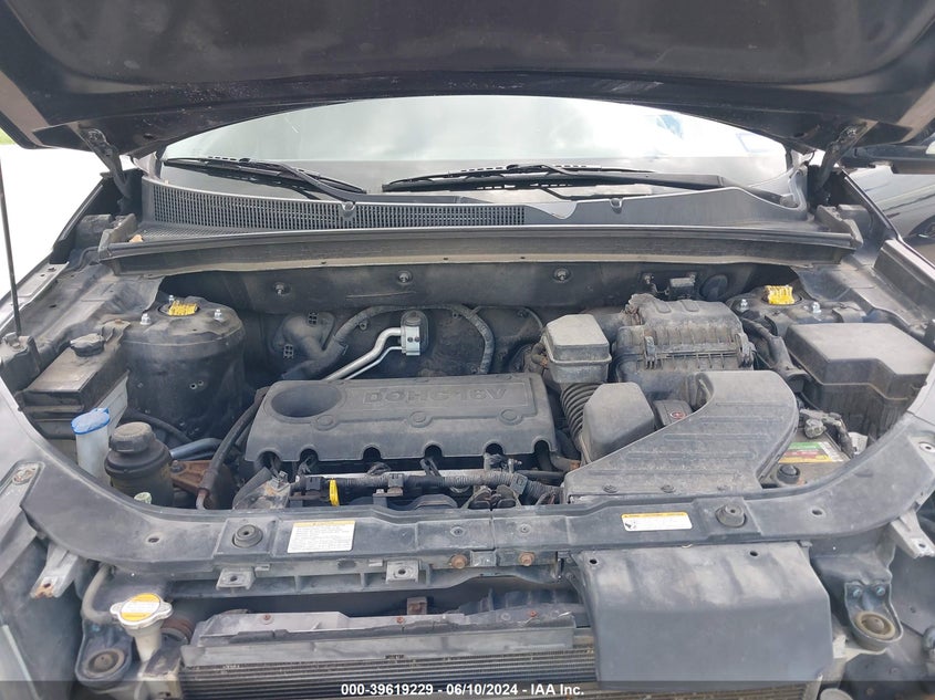 2011 Kia Sorento Lx VIN: 5XYKT3A11BG062688 Lot: 39619229