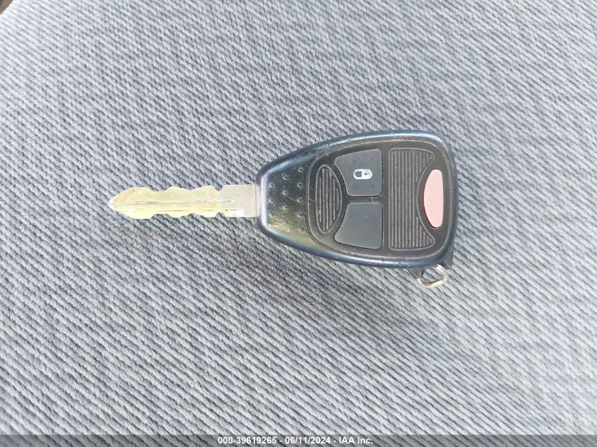 2005 Chrysler Town & Country Lx VIN: 2C4GP44R65R179071 Lot: 39619265