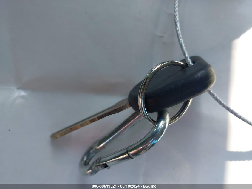 2008 Chevrolet Silverado 1500 Work Truck VIN: 1GCEC14X38Z261558 Lot: 39619321