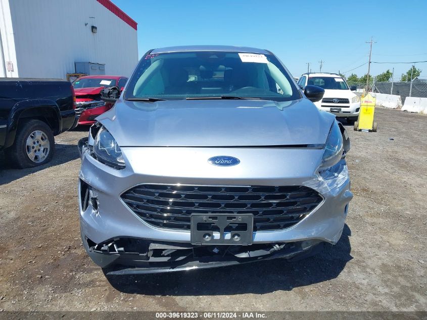 2022 Ford Escape Se VIN: 1FMCU0G67NUA02786 Lot: 39619323