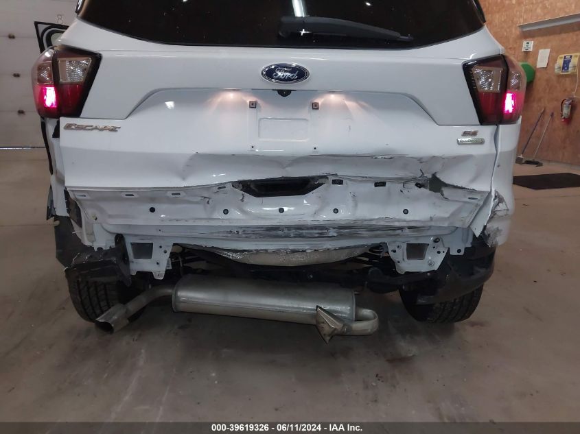 2017 FORD ESCAPE SE - 1FMCU0GD4HUE70073