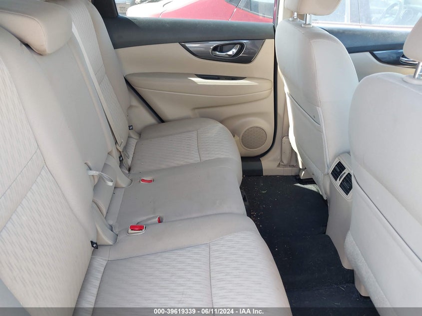 2017 Nissan Rogue S VIN: KNMAT2MVXHP552556 Lot: 39619339