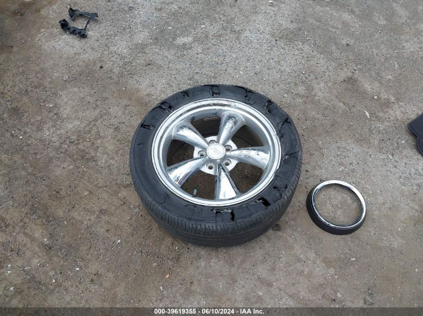 2012 Ford Mustang Gt Premium VIN: 1ZVBP8CF7C5252500 Lot: 39619355