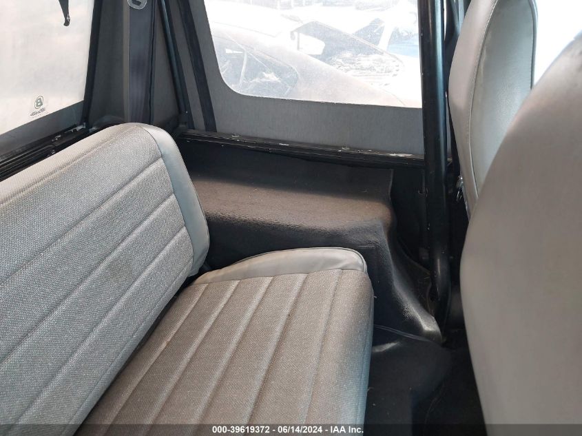 1995 Jeep Wrangler / Yj S/Rio Grande VIN: 1J4FY19P4SP275884 Lot: 39619372