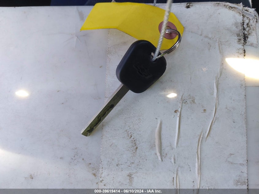 2018 Chevrolet Silverado 1500 Custom VIN: 3GCPCPEC2JG626115 Lot: 39619414