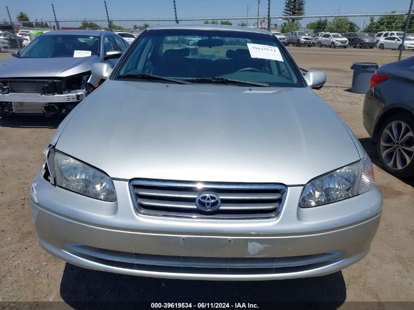 2000 Toyota Camry Le VIN: JT2BG22K8Y0459974 Lot: 39619534