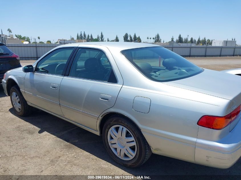 2000 Toyota Camry Le VIN: JT2BG22K8Y0459974 Lot: 39619534
