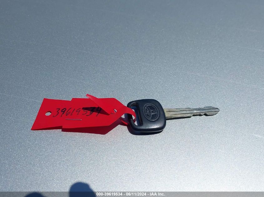 2000 Toyota Camry Le VIN: JT2BG22K8Y0459974 Lot: 39619534