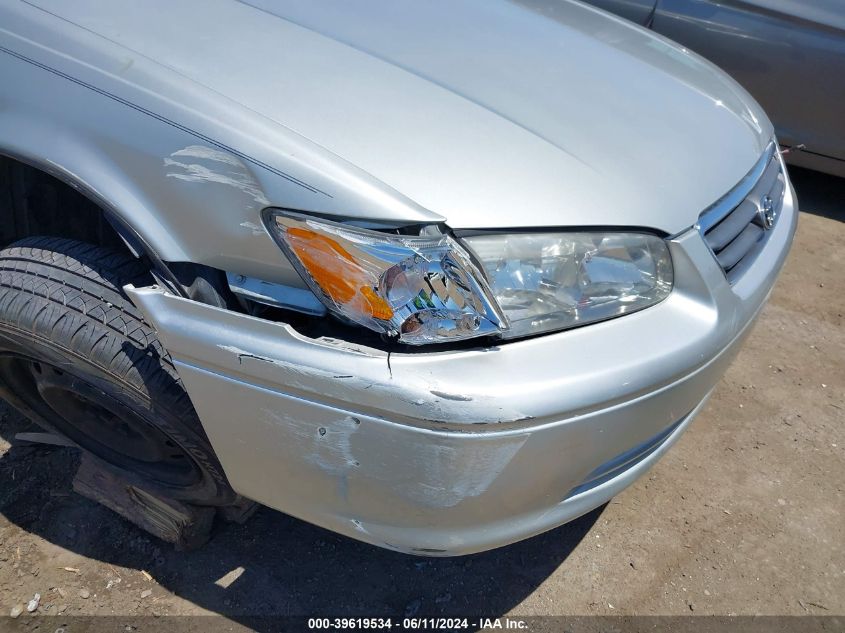 2000 Toyota Camry Le VIN: JT2BG22K8Y0459974 Lot: 39619534