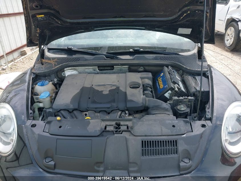 2014 VOLKSWAGEN BEETLE - 3VWJX7AT2EM631643