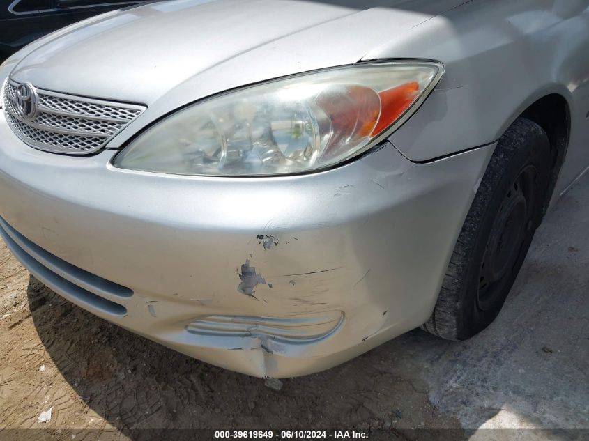 2004 Toyota Camry Le VIN: 4T1BE32K84U855419 Lot: 39619649