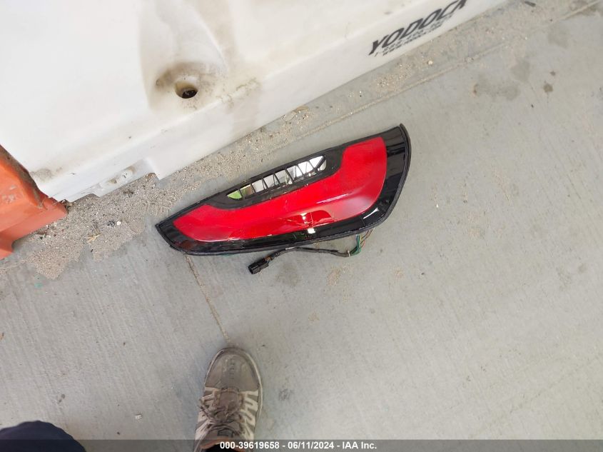 2016 Kia Soul VIN: KNDJN2A28G7310058 Lot: 39619658