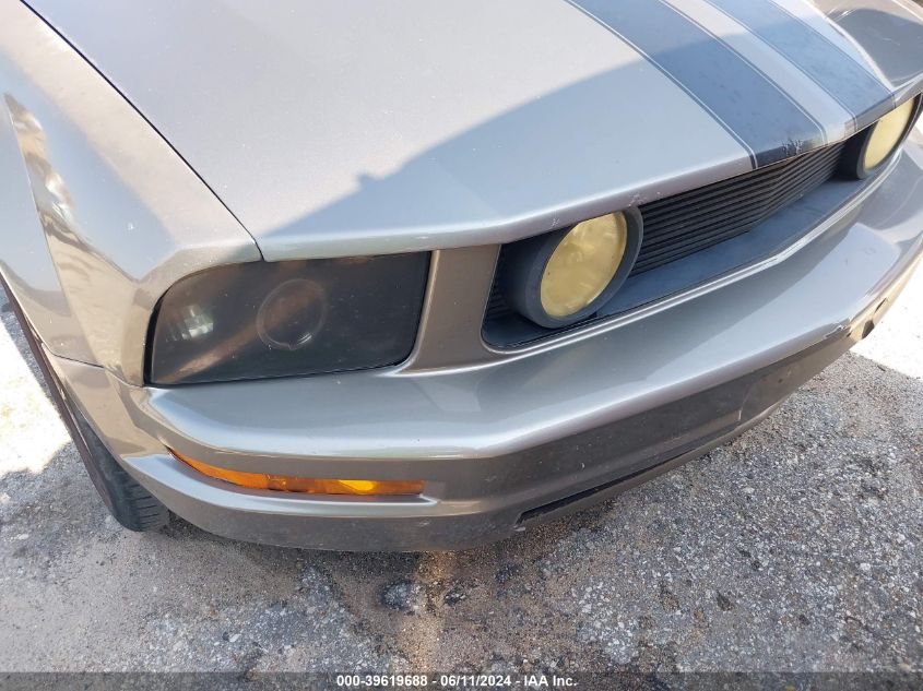 2005 Ford Mustang V6 Deluxe/V6 Premium VIN: 1ZVFT80N155168250 Lot: 39619688