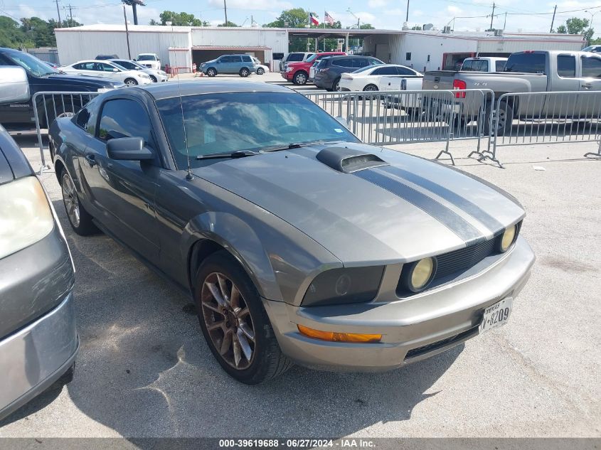 2005 Ford Mustang V6 Deluxe/V6 Premium VIN: 1ZVFT80N155168250 Lot: 39619688