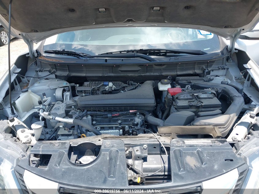 2018 Nissan Rogue Sv VIN: 5N1AT2MT8JC827915 Lot: 39619756