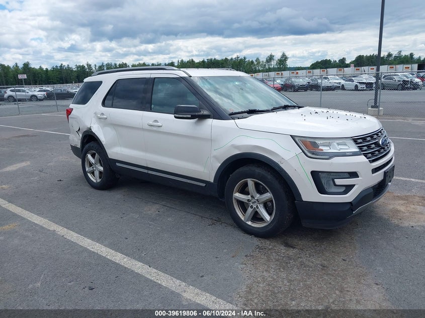 FORD EXPLORER XLT 2017