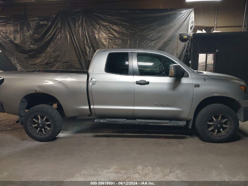 2008 Toyota Tundra Base 4.7L V8 VIN: 5TBBT541X8S459960 Lot: 39619891
