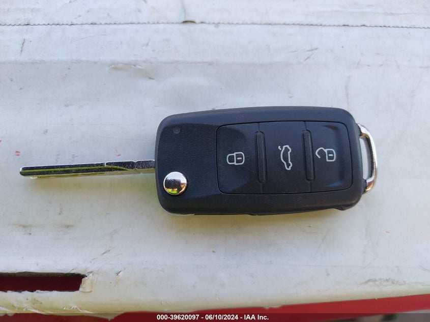 2014 Volkswagen Jetta 1.8T Se VIN: 3VWD17AJXEM439870 Lot: 39620097