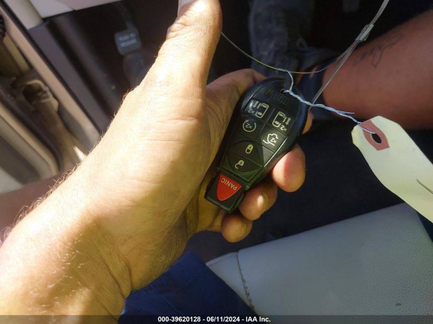 2010 Chrysler Town & Country Touring Plus VIN: 2A4RR8DX1AR501984 Lot: 39620128