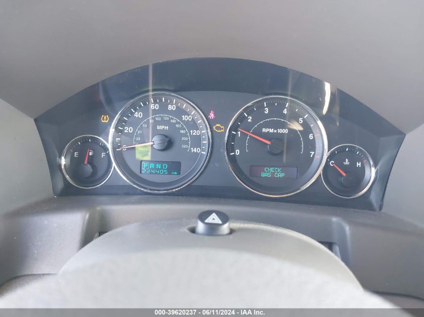 2007 Jeep Commander Sport VIN: 1J8HG48P47C528651 Lot: 39620237