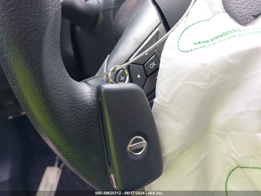 2017 Nissan Rogue S VIN: JN8AT2MV9HW279281 Lot: 39620312