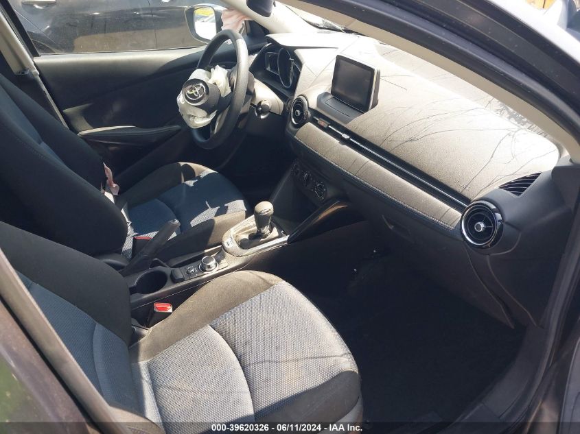 VIN 3MYDLBYV5HY165176 2017 TOYOTA YARIS IA