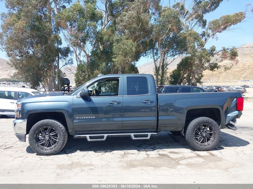 2017 Chevrolet Silverado 1500 1Lt VIN: 1GCRCREC1HZ342795 Lot: 39620353