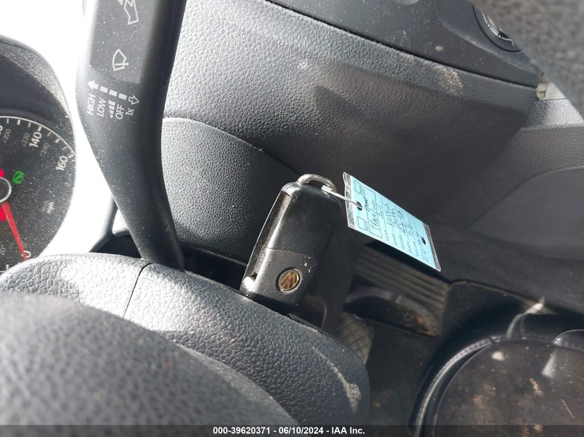 2011 Volkswagen Jetta 2.5L Se VIN: 3VWDX7AJ2BM353902 Lot: 39620371