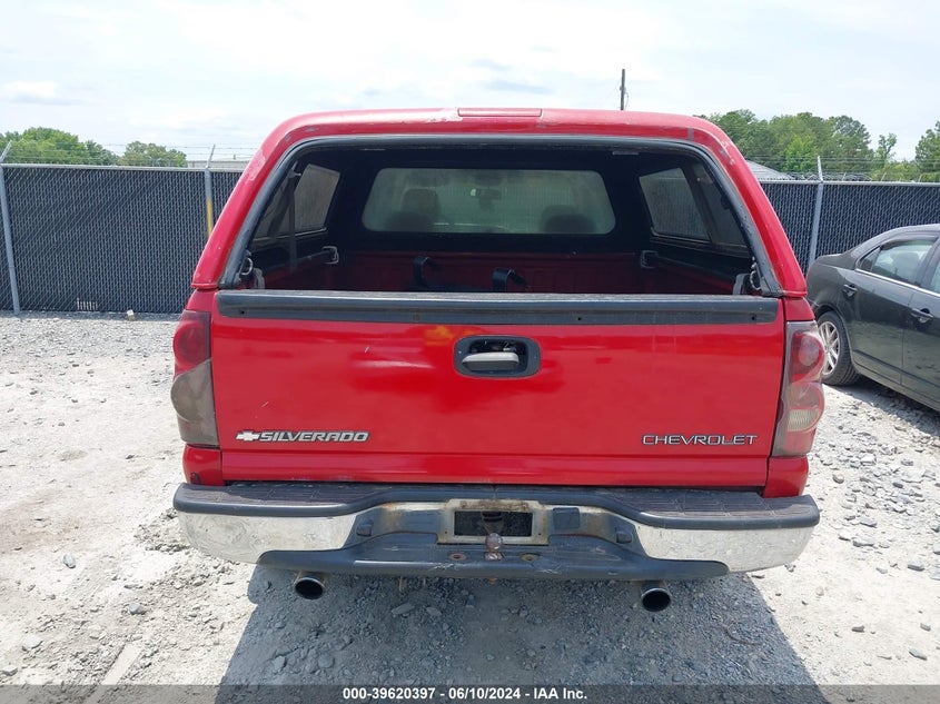 2003 Chevrolet Silverado 1500 Ls VIN: 2GCEC19V031204615 Lot: 39620397