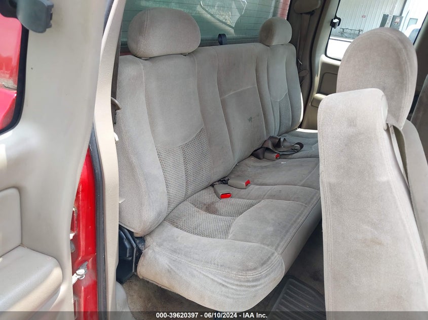 2003 Chevrolet Silverado 1500 Ls VIN: 2GCEC19V031204615 Lot: 39620397