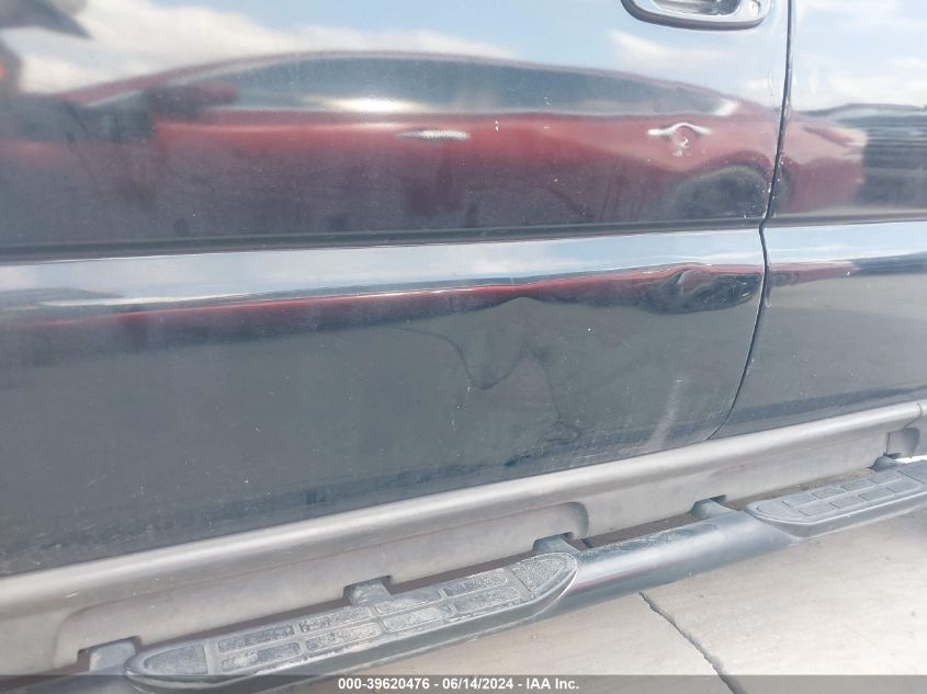 2005 Chevrolet Tahoe Z71 VIN: 1GNEC13T15R219262 Lot: 39620476