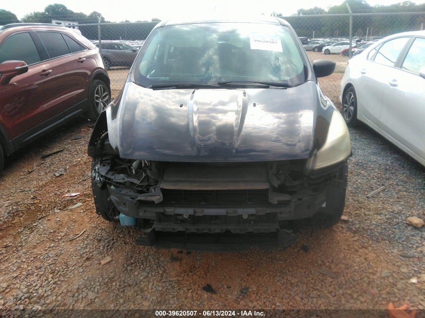 2015 Ford Escape S VIN: 1FMCU0F7XFUC85387 Lot: 39620507