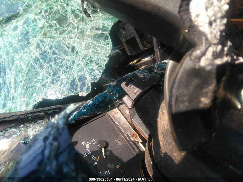 1994 Chevrolet Gmt-400 C2500 VIN: 1GCGC29K4RE170173 Lot: 39620581