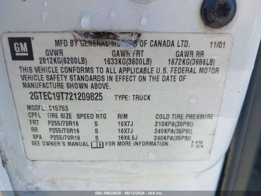 2002 GMC Sierra 1500 Sle VIN: 2GTEC19T721209825 Lot: 39620628